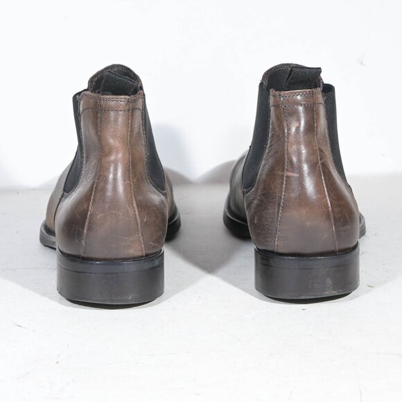 To Boot New York Short Chelsea Boots in Burnished Brown - Picture 5 of 8